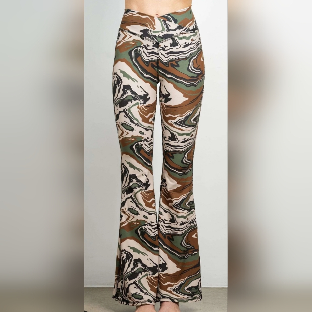 Jala Super Flare Legging Camo Pants Women's Size Small